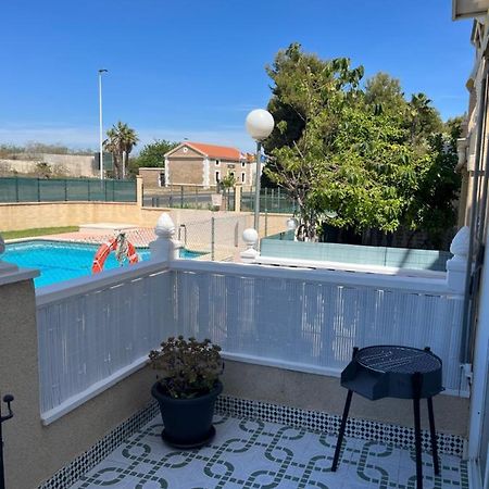 Appartement Villa-Celine Torrevieja Dış mekan fotoğraf