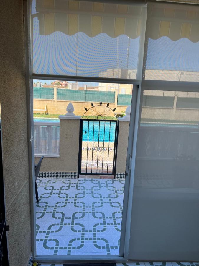 Appartement Villa-Celine Torrevieja Dış mekan fotoğraf